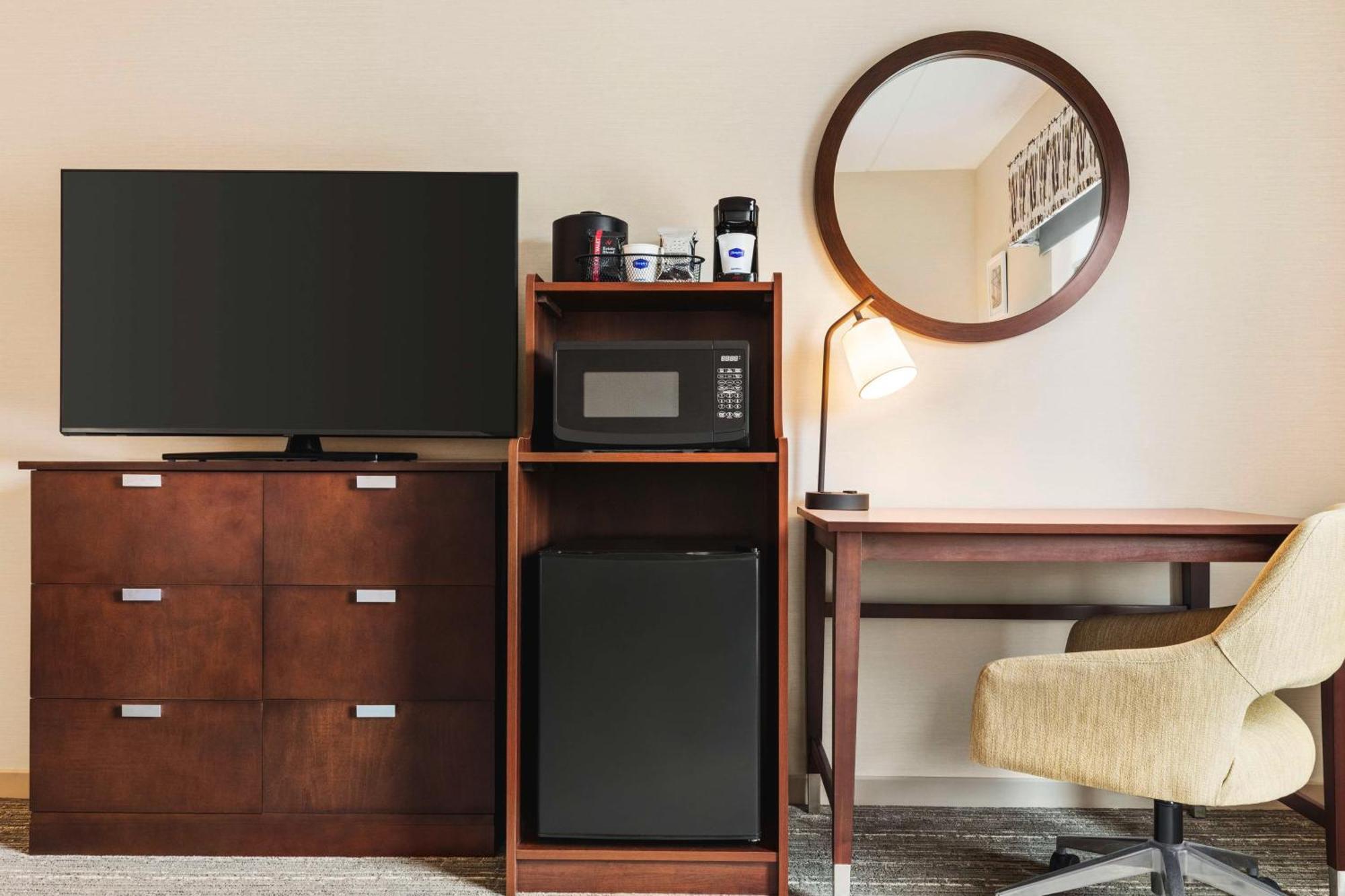 Hampton Inn & Suites Pittsburgh Waterfront West Homestead Extérieur photo