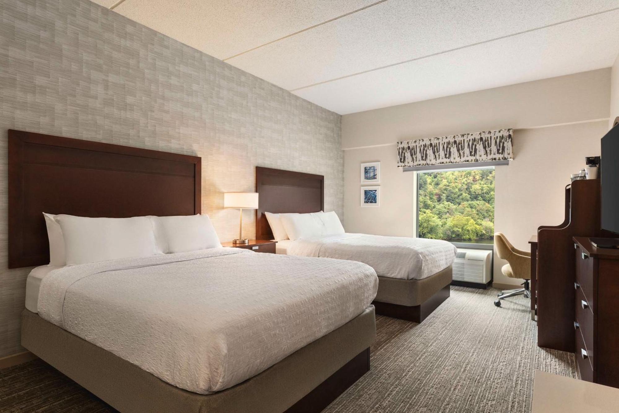 Hampton Inn & Suites Pittsburgh Waterfront West Homestead Extérieur photo