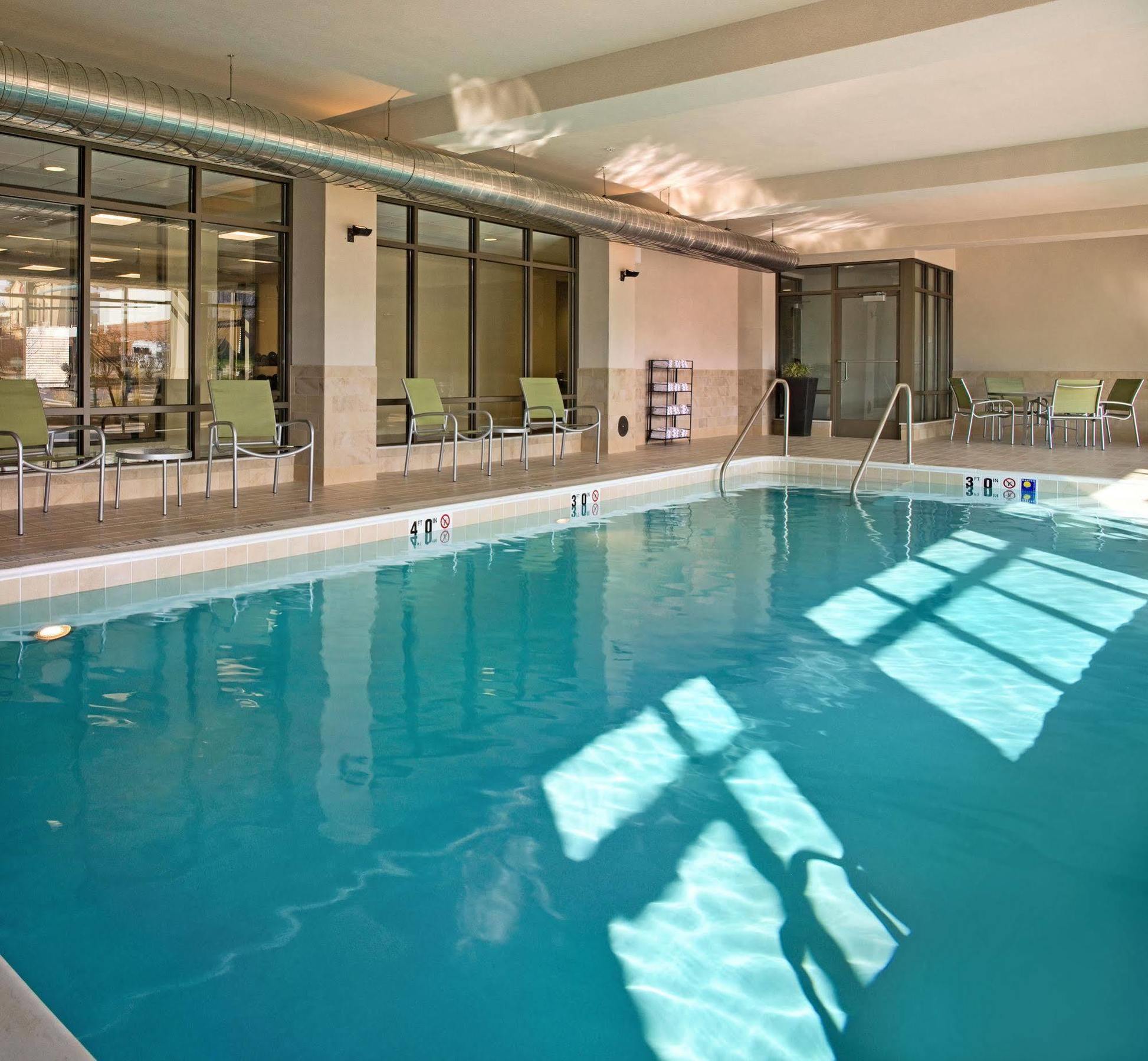 Hampton Inn & Suites Pittsburgh Waterfront West Homestead Extérieur photo